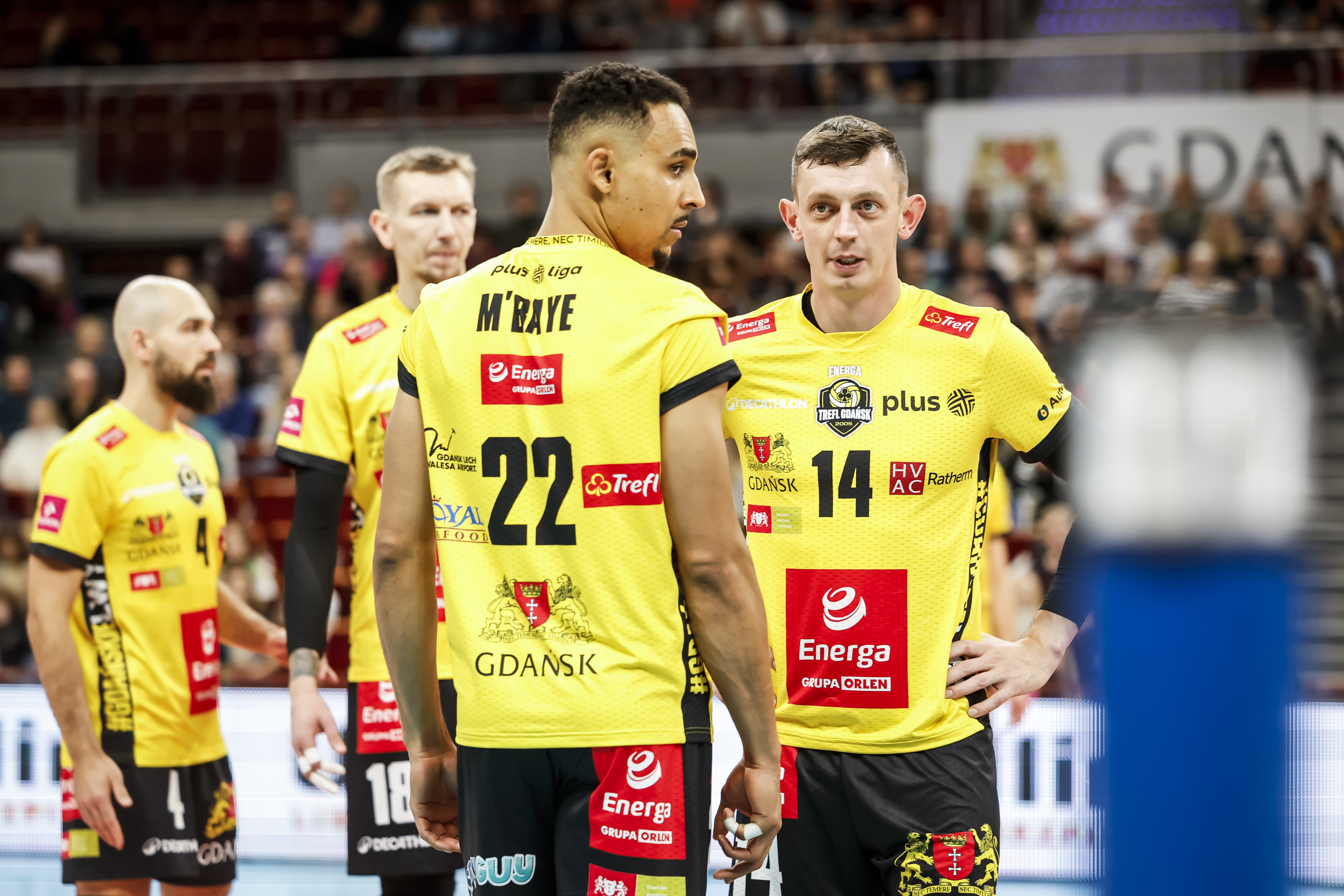 20251020_193057_FIG4019A